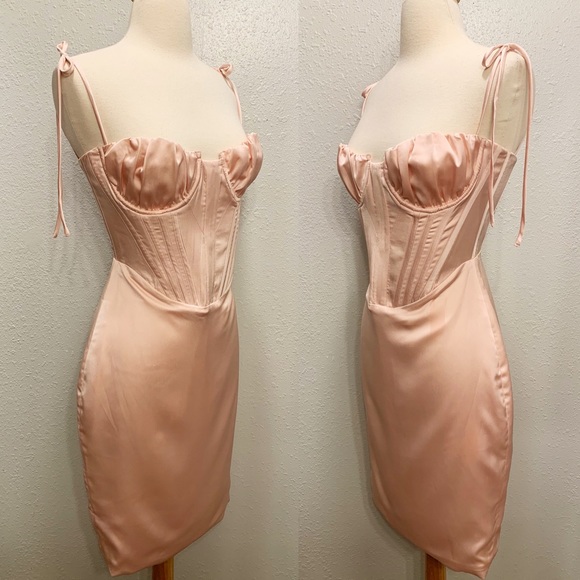 House of CB Alma Dress Blush Pink - Picture 11 of 12